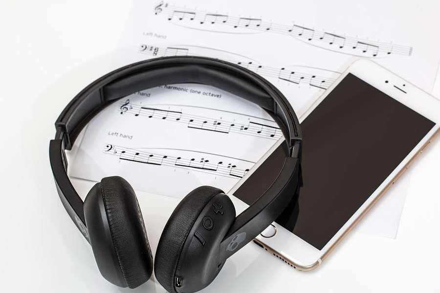 Maintenance method of Bluetooth headset Maintenance method of Bluetooth headset